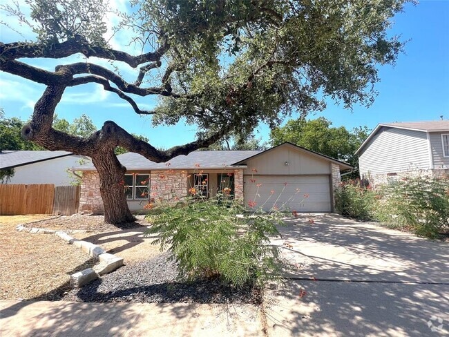 Building Photo - 8021 Scotland Yard Rental