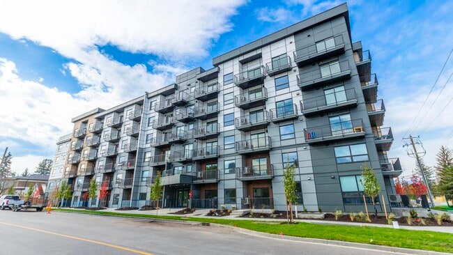 Building Photo - The Rise Apartment Homes