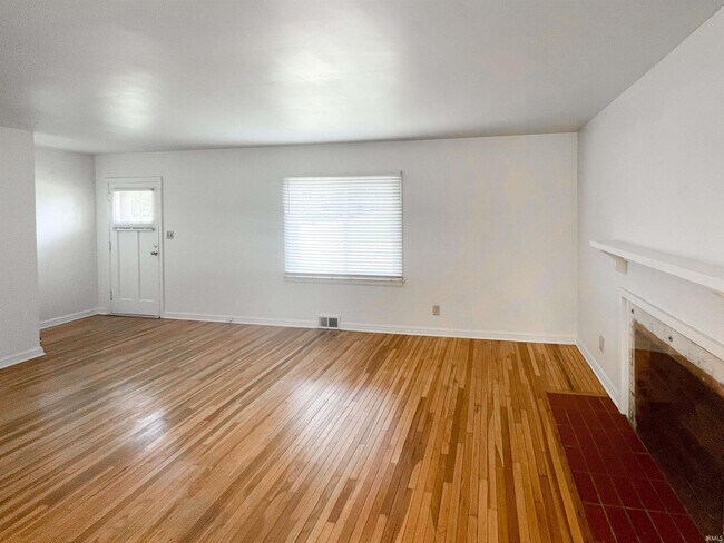 Photo - 230 S Hillsdale Dr