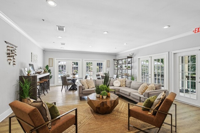 Brook Valley Apartment Homes
