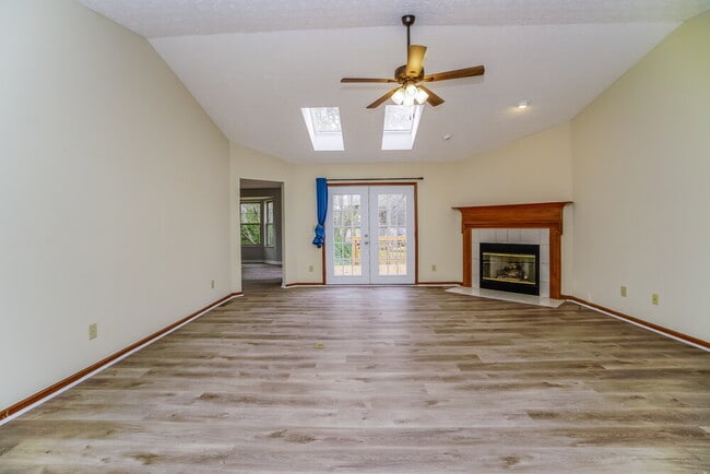6809 Riverside Glen Ct