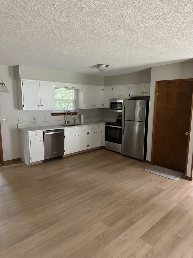 Photo - 1424 N Winer Dr