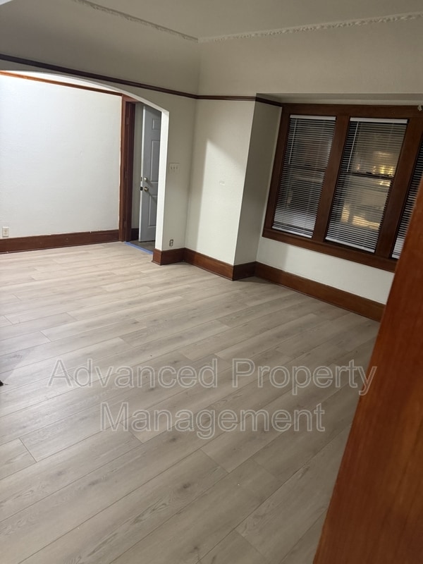 Photo - 3851 N 24th Pl