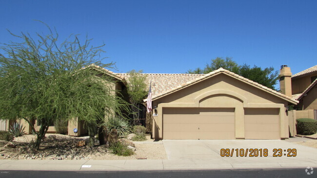 Building Photo - 4114 E Rancho Tierra Dr Rental