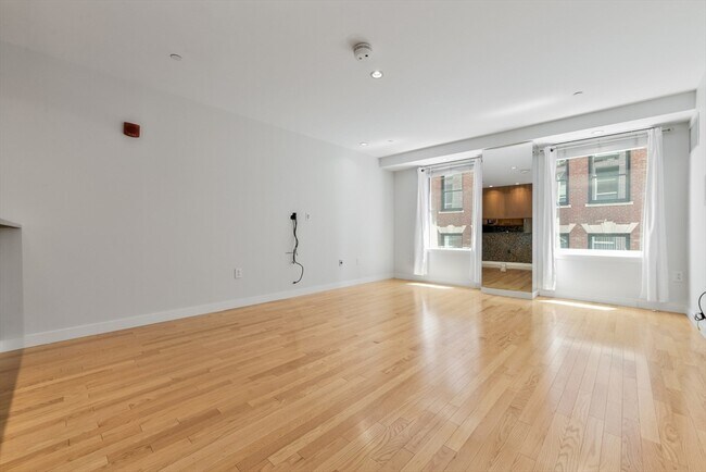 Photo - 80 Broad St Unidad 603