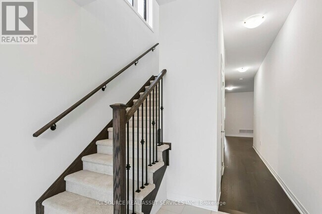 Photo - 23 Mayhew Ln