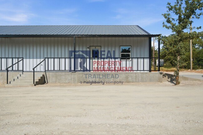 Building Photo - 14250 Co Rd 209 Unit D