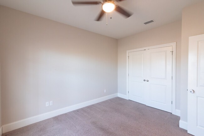 Photo - 108 Preserve Ct House