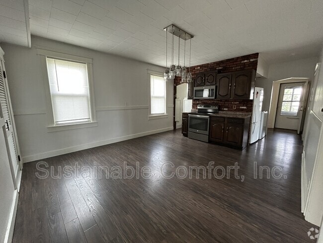 Building Photo - 3 Imperial Pl Rental