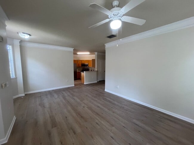 Photo - 8819 Villa View Cir Unit 107