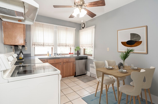 Photo - 24 N Madison Ave Unit 2