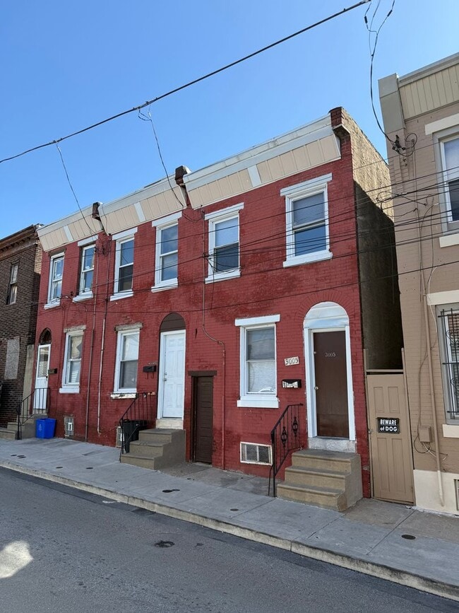 Photo - 3005 Hartville St