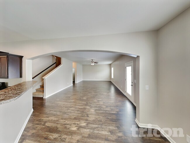 Photo - 1113 Carrington Pl