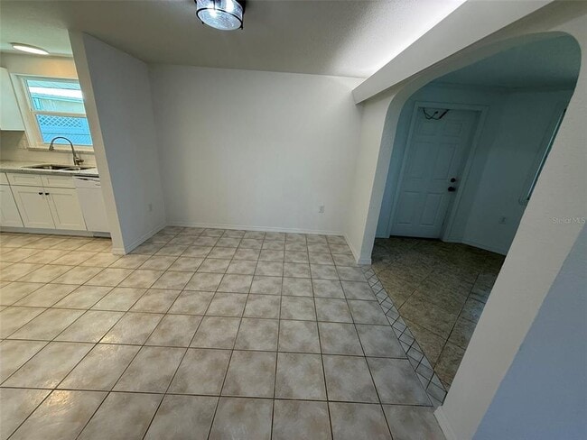 Photo - 138 Leland St SE