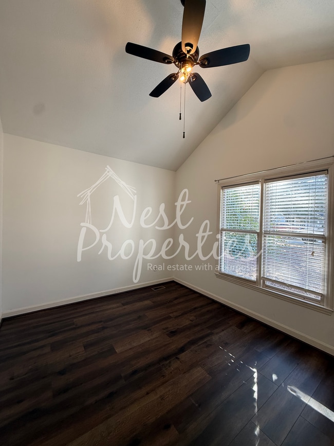 Photo - 241 Saddlebrooke Rd