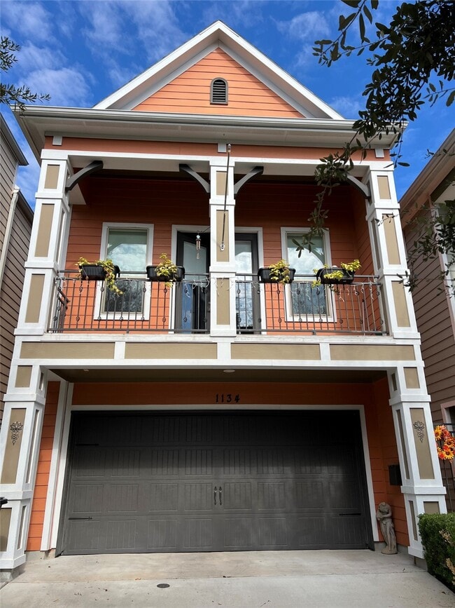 Photo - 1134 Robbie St House