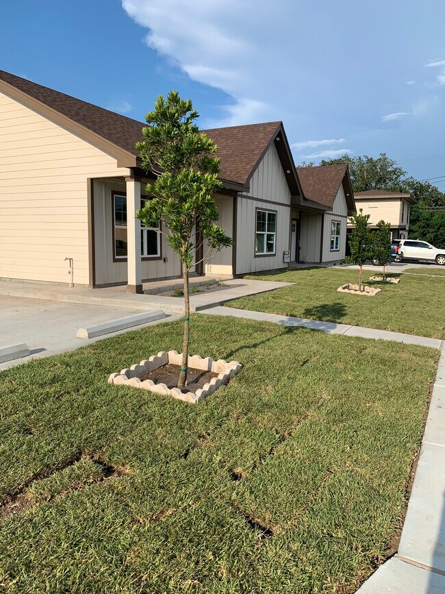 Vista de la calle - 311 S Indiana Ave