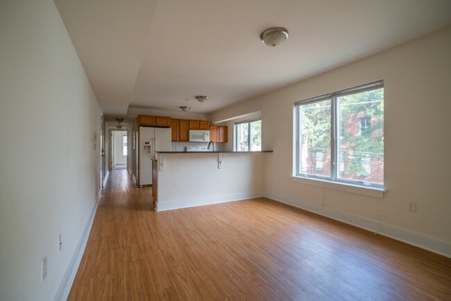 Photo - 441 N 32nd St Unidad B