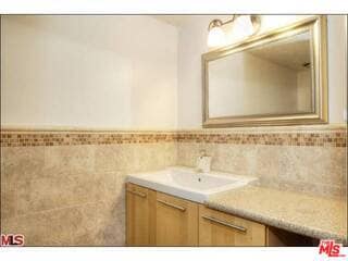 Photo - 318 N Maple Dr