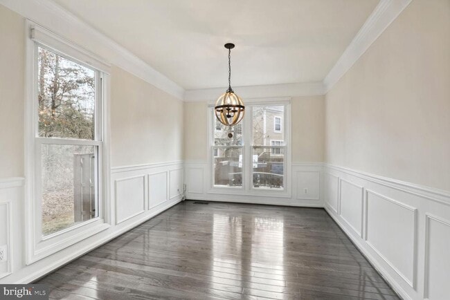 Photo - 43840 Laburnum Square