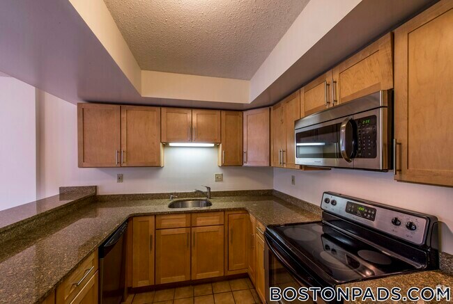 Building Photo - 345 Franklin St Unit 308 Rental