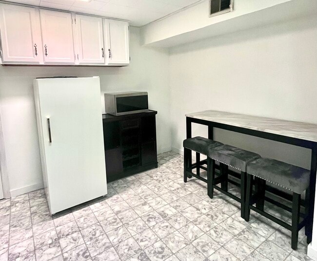 Cocina - 2618 S Lewiston St