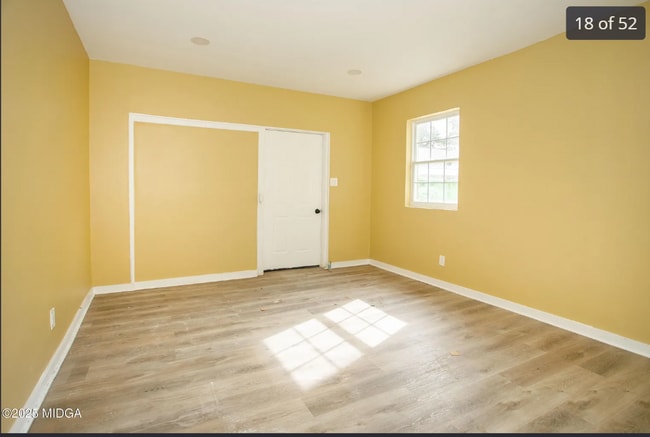 Photo - 955 Putnam St