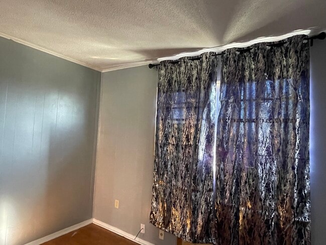 Photo - 379 Heathland Dr Unit Lee garden