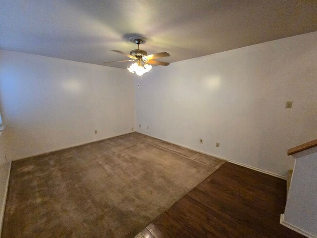 Photo - 2 Bed 1.5 Bath Condo in Bryan!