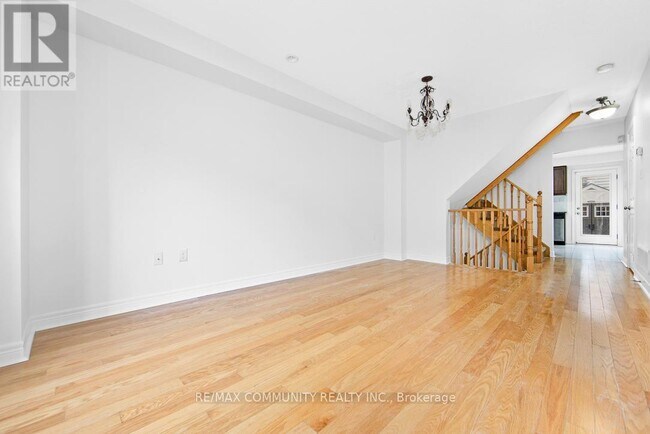 Photo - 25 Kawneer Terrace