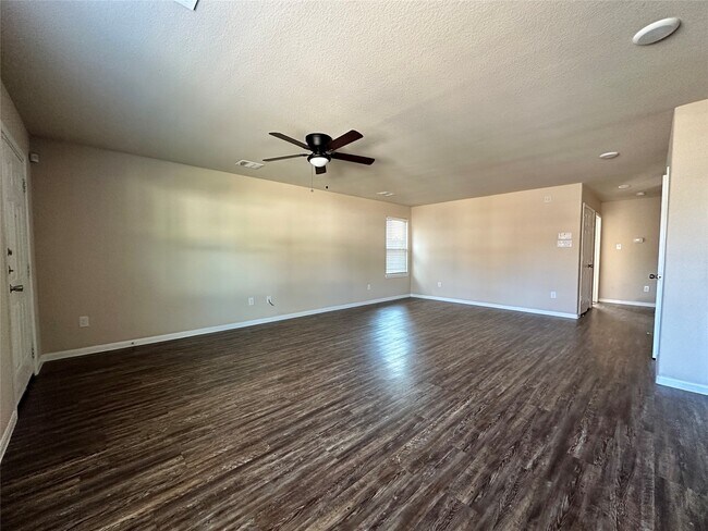 Photo - 16697 E Hammon