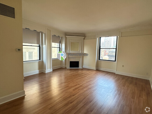 Building Photo - 62 Boylston St Unit 615 Rental