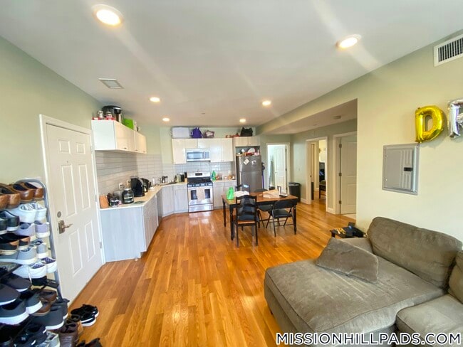 Photo - 299 Dudley St Unit 2