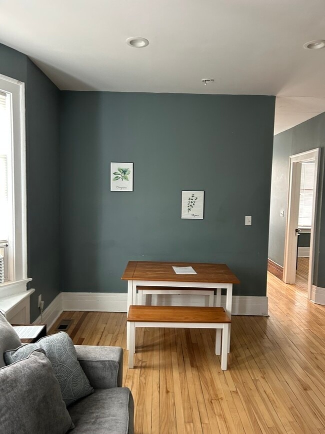 Photo - 942 Euclid Ave Unit 2