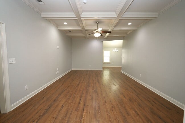 Photo - 3844 Coventry Dr