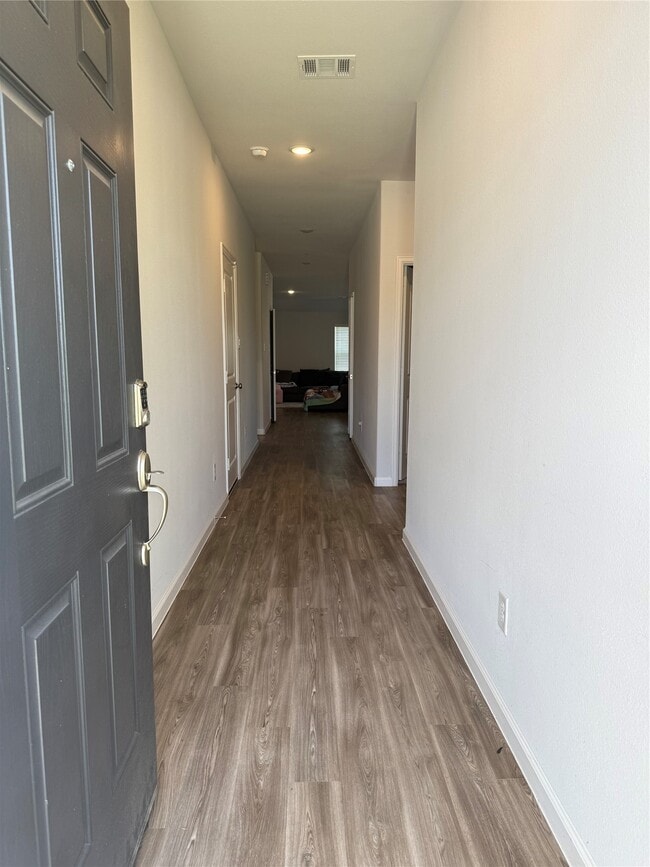 Photo - 811 Brookside Dr