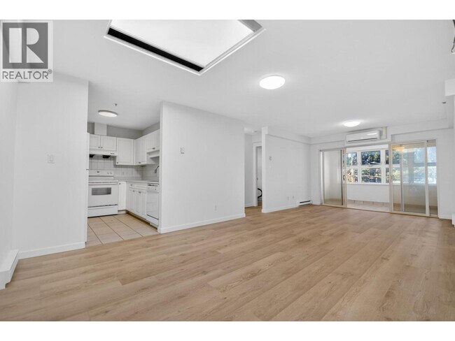 Photo - 5123 Joyce St Unit 201