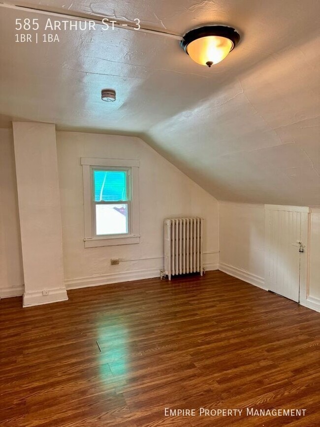 Photo - 585 Arthur St Unit 3