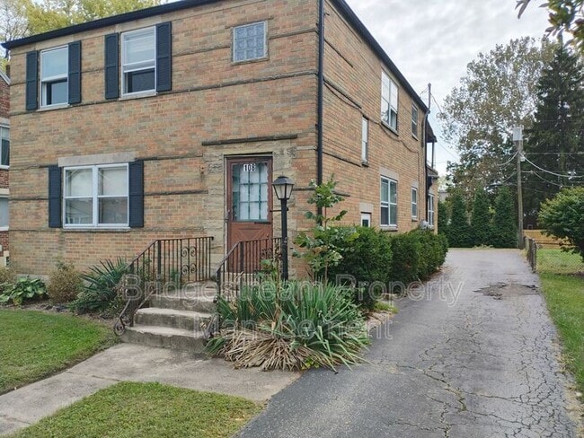 Photo - 108 Bellaire Ave