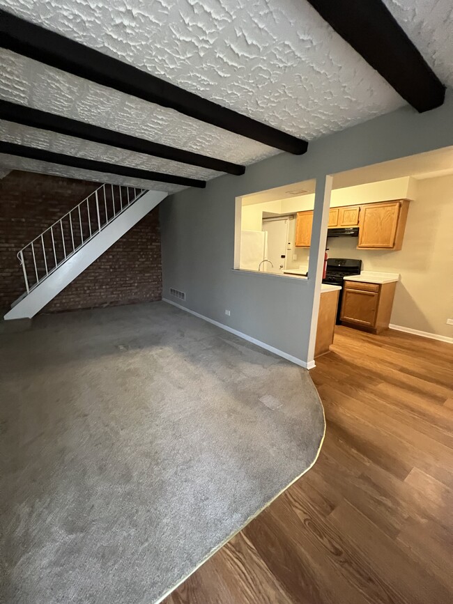 Photo - 180 Betty Ct