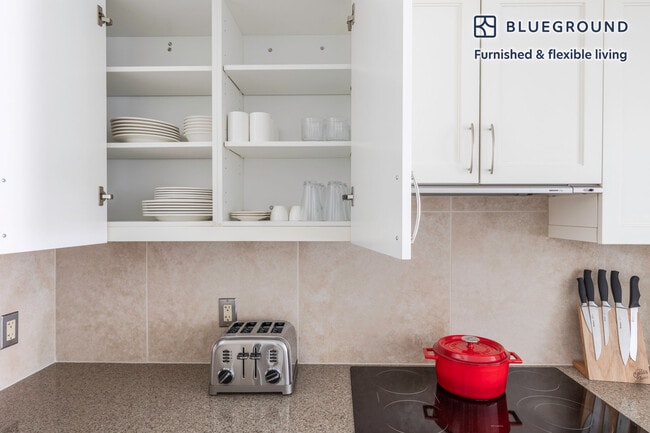 Photo - 425 8th St NW Unidad FL5-ID159