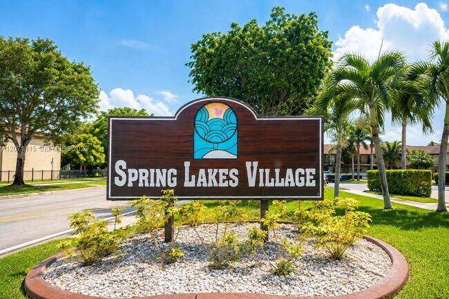 Photo - 525 NW 100th Ct Unidad 525