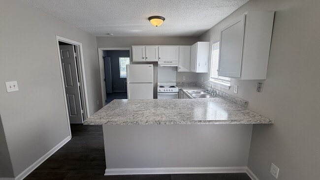 Kitchen With Breakfast Bar