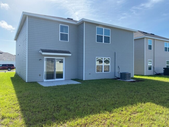 Photo - Avalon Woods 4/3/2 ***WON'T LAST***