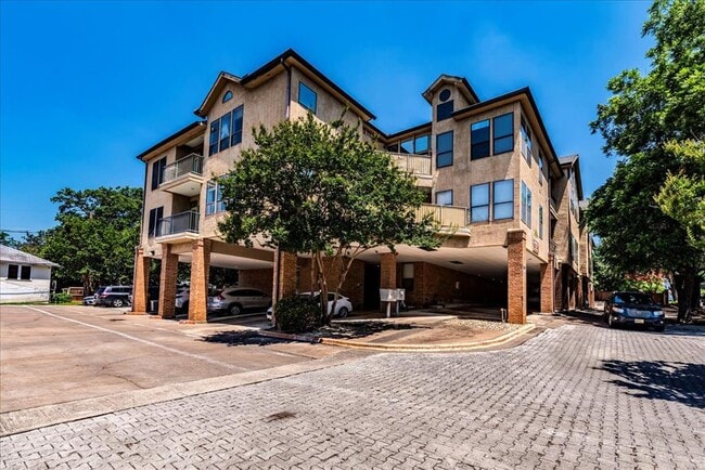 Photo - 1910 Robbins Pl Condo Unit 104