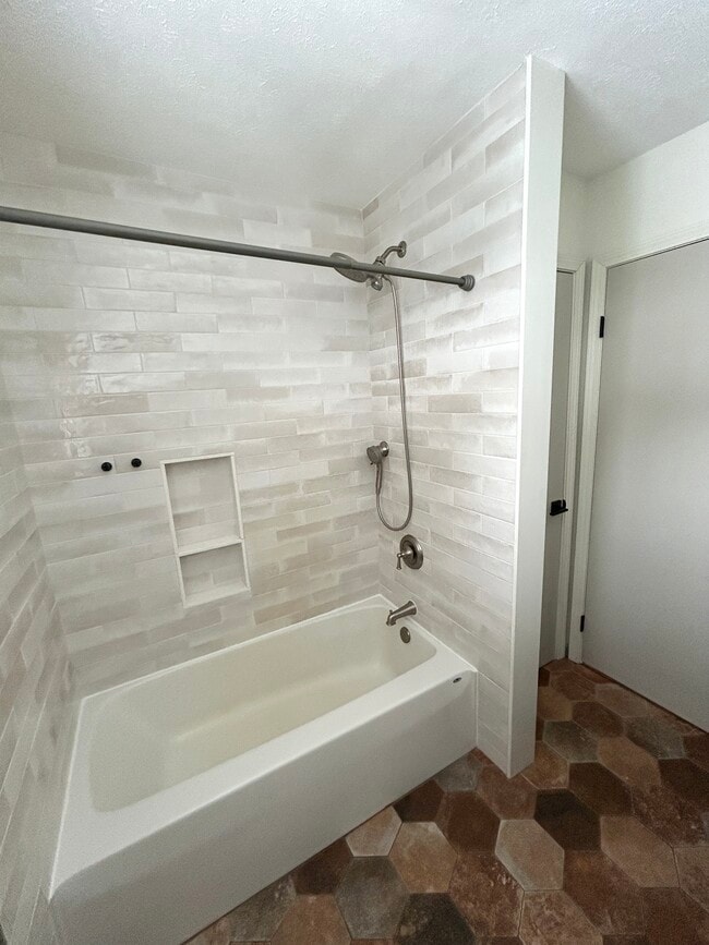 Photo - 150 Woodland Dr