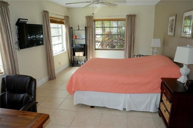 Photo - 6499 Bay Club Dr Unit 6499 Bay Club Dr