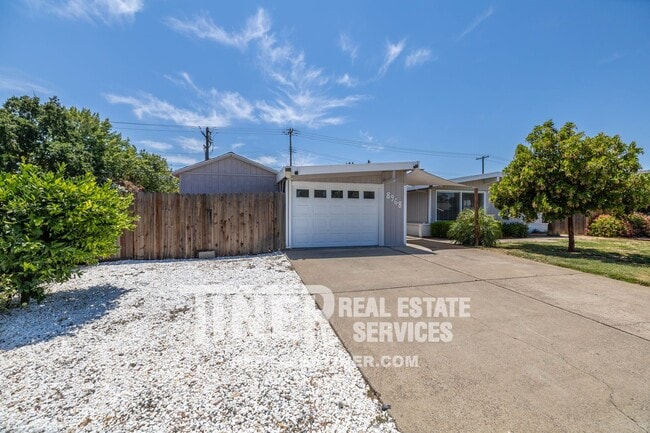 Photo - 8968 Talisman Dr