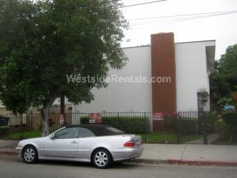 Building Photo - 709 S Primrose Ave Unit Apartment C