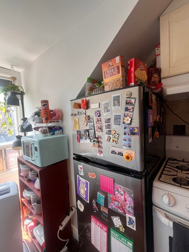 Photo - 321A Augusta Av Unit C